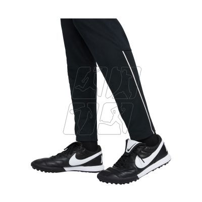 7. Dres Nike Dri-FIT Academy 21 W DC2096-010