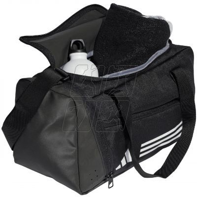 3. Torba adidas Essentials 3-Stripes Duffel Bag XS IP9861