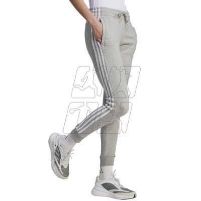 3. Spodnie adidas 3 Stripes FL C Pant W IL3282