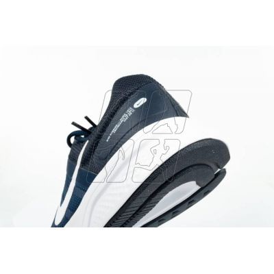 4. Buty Nike Run Swift 2 M CU3517-400