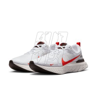 3. Buty Nike React Infinity 3 M DZ3014-100