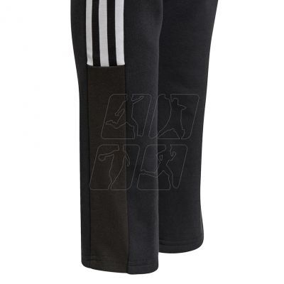 5. Spodnie adidas Tiro21 Sweat Jr GM7332