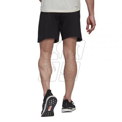 2. Spodenki adidas Yoga Training Shorts M HC4431