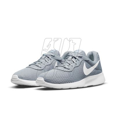 4. Buty Nike Tanjun M DJ6258-002