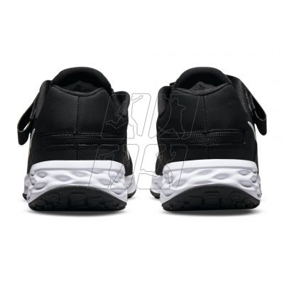 5. Buty Nike Revolution 6 FlyEase W DD1113-003