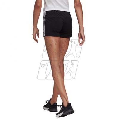 4. Spodenki damskie adidas Essentials Slim Shorts W GM5523