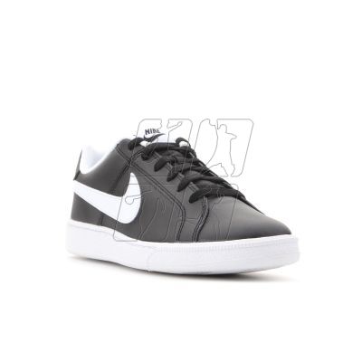 3. Buty Nike Court Royale M 749747 010