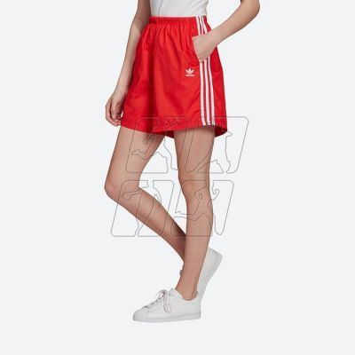 2. Spodenki adidas Originals Long Shorts W H37751