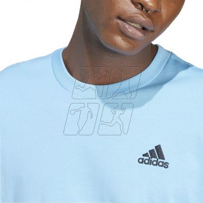7. Koszulka adidas Essentials Single Jersey Embroidered Small Logo Tee M IS1317
