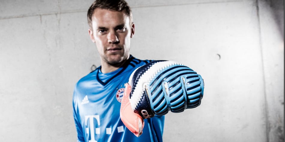 Manuel Neuer - rękawice bramkarskie