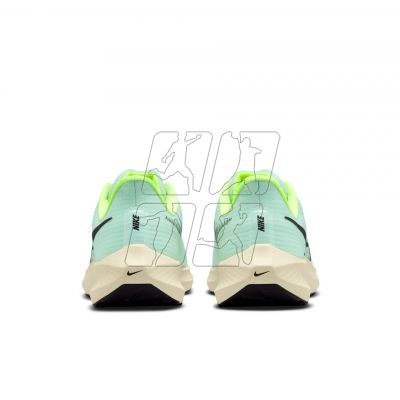 5. Buty Nike Air Zoom Pegasus 39 M DH4071-301