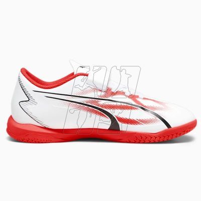 8. Buty piłkarskie Puma Ultra Play IT V Jr 107538-01