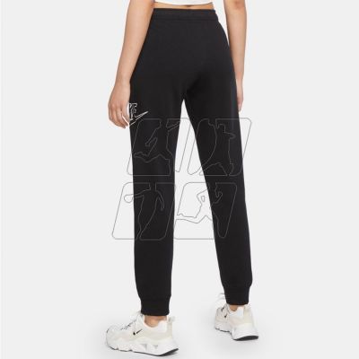 2. Spodnie Nike Sportswear Fleece Joggers W DD5842 010
