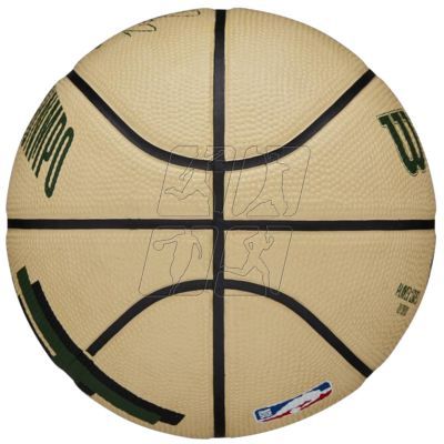 4. Piłka do koszykówki Wilson NBA Player Icon Giannis Antetokounmpo Mini Ball WZ4007501XB