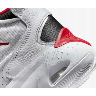7. Buty Nike Jordan buty Max Aura 4 M DN3687-160
