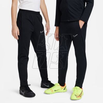 5. Bluza Nike Dri-Fit Academy 23 TRK Suit K Br Jr DX5480 010