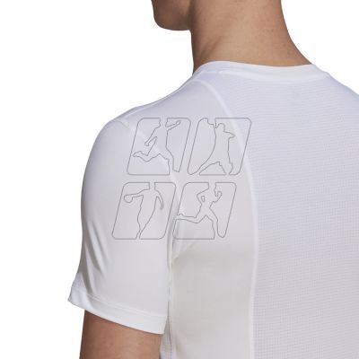 6. Koszulka adidas Techfit SS M GU4907
