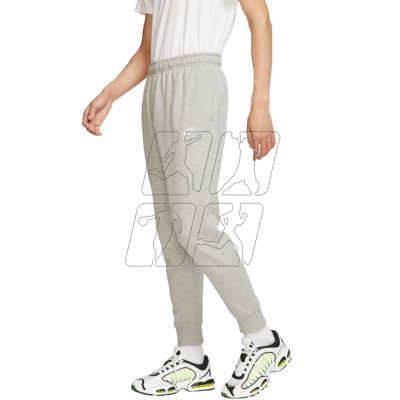 4. Spodnie Nike NSW Club Jogger FT M  BV2679-063