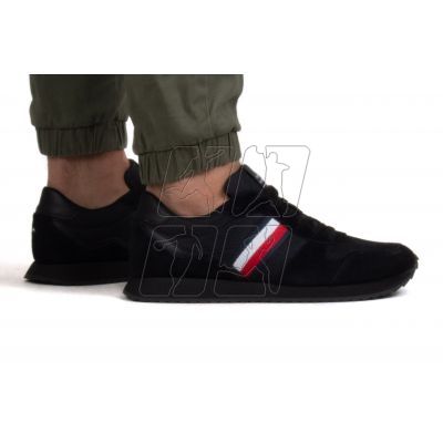 3. Buty Tommy Hilfiger Runner Evo Mix M FM0FM04699 BDS