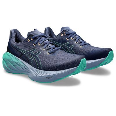 2. Buty do biegania Asics Novablast 4 W 1012B510401