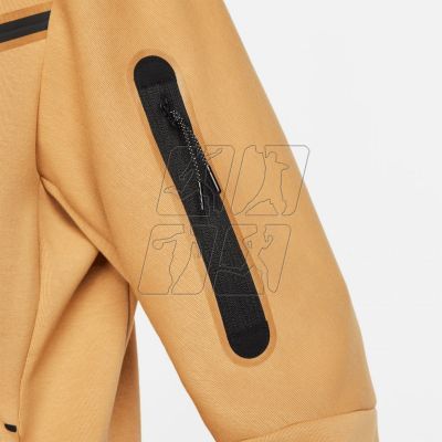 5. Bluza Nike Sportswear Tech Fleece M CU4489-722