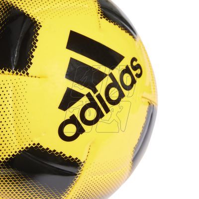 8. Piłka nożna adidas EPP Club HT2460