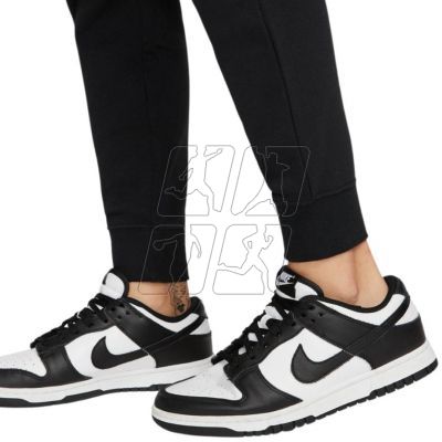 5. Spodnie Nike NSW Club Fleece W DQ5174 010