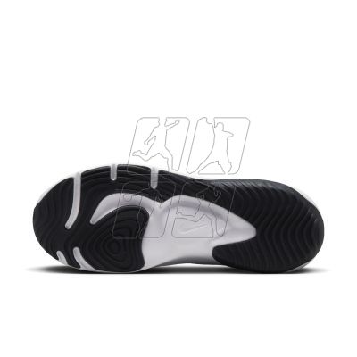 4. Buty Nike Legend Essential 3 Next Nature M DM1120-004