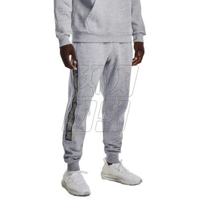 3. Spodnie Under Armour Rival Fleece Graphic Joggers M 1370351-011