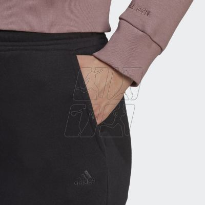 4. Spodnie adidas All Szn Fleece Tapered Pants W HI0024
