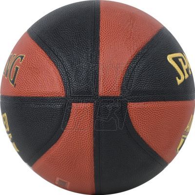 2. Piłka Spalding Advanced Grip Control  In/Out Ball 76872Z