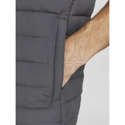 12. Kamizelka Jack & Jones Jjerecycle Bodywarmer Noos M 12211132