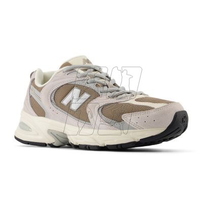 5. Buty New Balance MR530CN