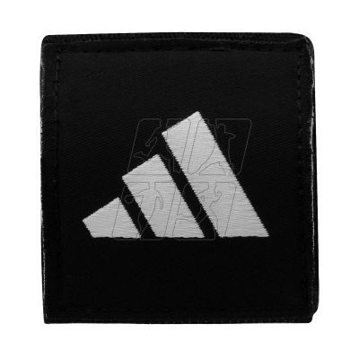 8. Bandaże bokserskie adidas IBA ADIBP031S czarne 5,7cm x 4,5m