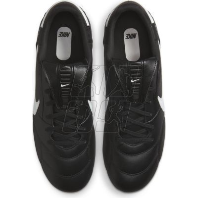 5. Buty piłkarskie Nike Premier 3 FG M AT5889-010