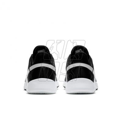 6. Buty treningowe Nike Legend Essential 2 W CQ9545 001