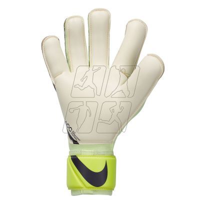 6. Rękawice bramkarskie Nike Goalkeeper Vapor Grip3 M CN5650 015