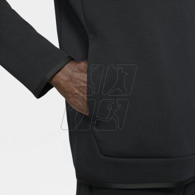 6. Bluza Nike Sportswear Tech Fleece M DD5174-010