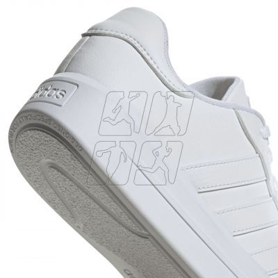 6. Buty adidas Court Platform W GV9000