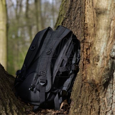 10. Plecak turystyczny Offlander Survival Hiker 35L OFF_CACC_35BK