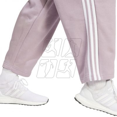 6. Spodnie adidas Essentials 3-Stripes Open Hem Fleece W IR5387