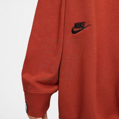 4. Bluza Nike Sportswear W FN7694-832