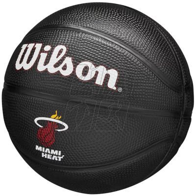 3. Piłka do koszykówki Wilson Team Tribute Miami Heat Mini Ball Jr WZ4017607XB