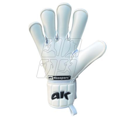 6. Rękawice bramkarskie 4keepers Champ Black VI RF2G Jr S906493