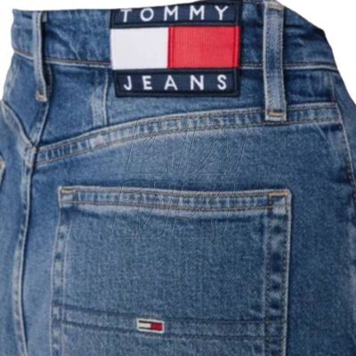 4. Jeansy Tommy Jeans Mom Jean Uhr Tprd Be W DW0DW10887