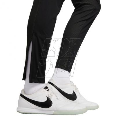 7. Spodnie Nike Therma-Fit Strike Pant Kwpz Winter Warrior M DC9159 010