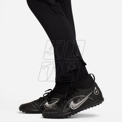 3. Spodnie Nike Academy 23 Pant Kpz Jr DR1676 010