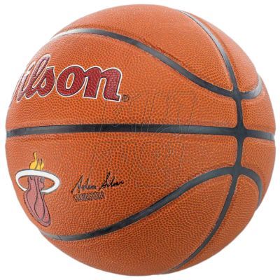 3. Piłka Wilson Team Alliance Miami Heat Ball WTB3100XBMIA
