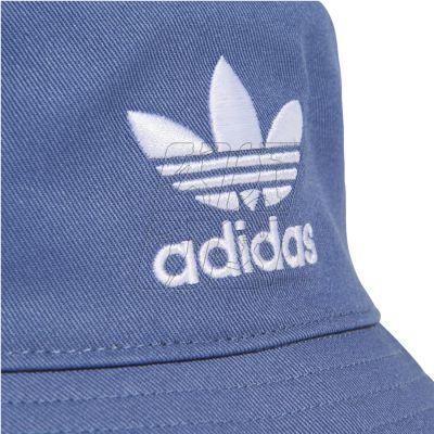 4. Czapka adidas Adicolor Trefoil Bucket Hat GN4904