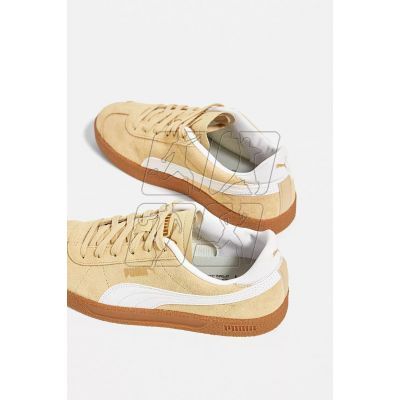 6. Buty Puma Suede Club 381111-05